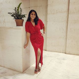 Kaniha feet photo thumbnail