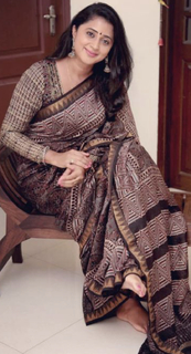 Kaniha feet photo thumbnail