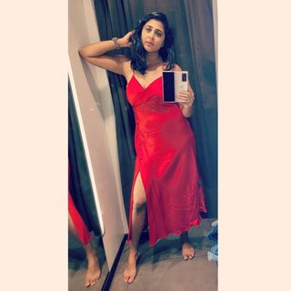 Kaniha feet photo thumbnail