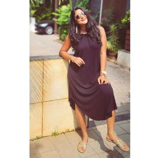 Kaniha feet photo thumbnail