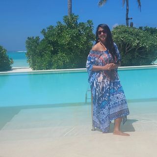 Kaniha feet photo thumbnail