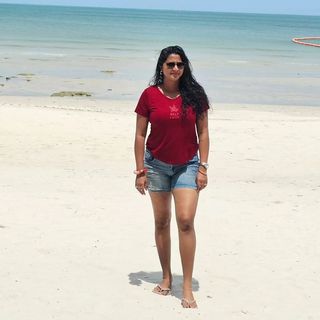 Kaniha feet photo thumbnail