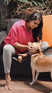Kaniha feet photo thumbnail