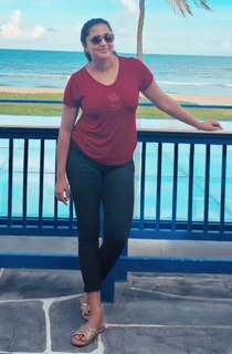 Kaniha feet photo thumbnail
