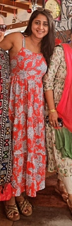 Kaniha feet photo thumbnail