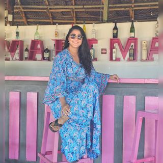 Kaniha feet photo thumbnail