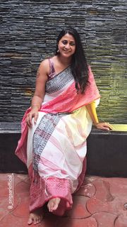 Kaniha feet photo thumbnail