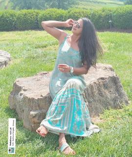 Kaniha feet photo thumbnail