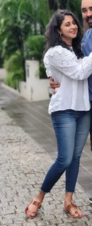 Kaniha feet photo thumbnail