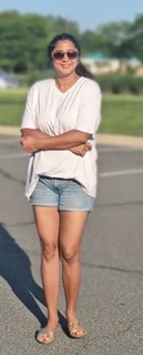Kaniha feet photo thumbnail
