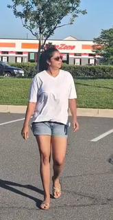 Kaniha feet photo thumbnail