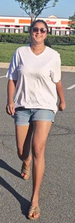 Kaniha feet photo thumbnail
