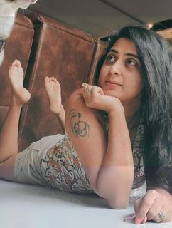 Kaniha feet photo thumbnail