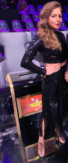 Kanika Kapoor feet photo 7