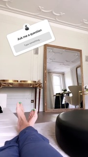 Kanika Kapoor feet photo 12