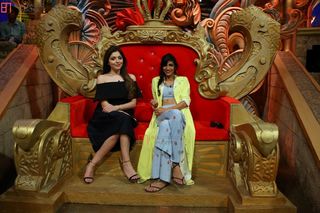 Kanika Kapoor feet photo 19