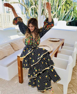 Kanika Kapoor feet photo 2