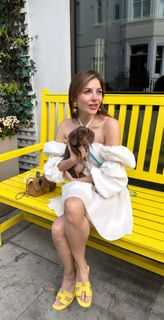 Kanika Kapoor feet photo 8