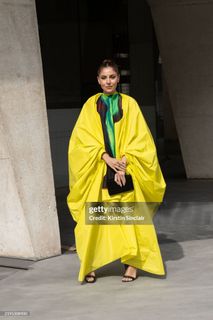Kanika Kapoor feet photo 1