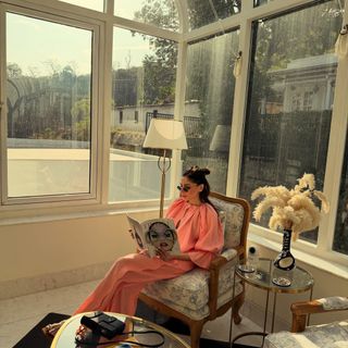 Kanika Kapoor feet photo 1