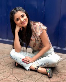 Kanika Mann feet photo thumbnail