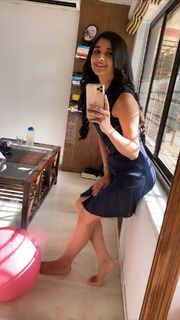 Kanika Mann feet photo thumbnail