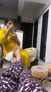 Kanika Mann feet photo thumbnail