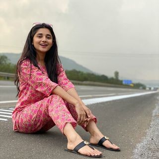 Kanika Mann feet photo thumbnail