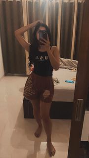 Kanika Mann feet photo thumbnail