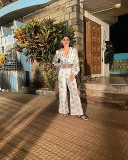 Kanika Mann feet photo thumbnail