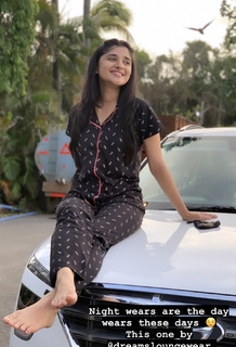 Kanika Mann feet photo thumbnail