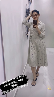 Kanika Mann feet photo thumbnail