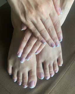 Kanika Mann feet photo thumbnail