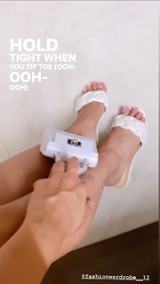 Kanika Mann feet photo thumbnail