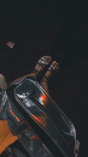 Kanika Mann feet photo thumbnail