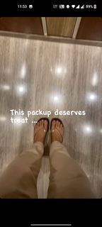 Kanika Mann feet photo thumbnail