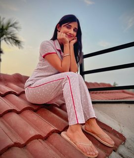 Kanika Mann feet photo thumbnail