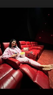 Kanika Mann feet photo thumbnail