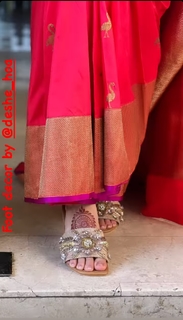 Kanika Mann feet photo thumbnail