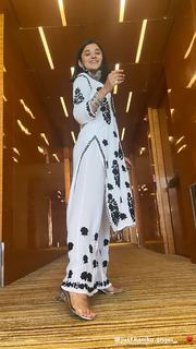 Kanika Mann feet photo thumbnail