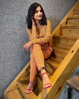 Kanika Mann feet photo thumbnail
