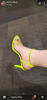 Kanika Mann feet photo thumbnail