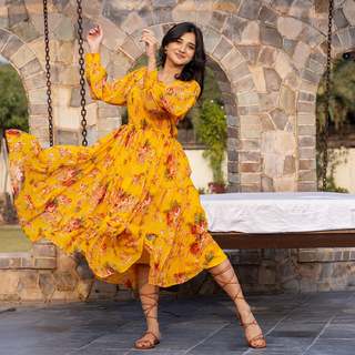 Kanika Mann feet photo thumbnail