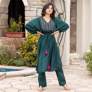 Kanika Mann feet photo thumbnail