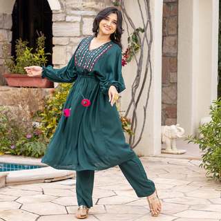 Kanika Mann feet photo thumbnail