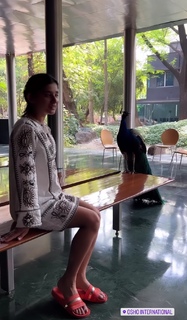 Kanika Mann feet photo thumbnail