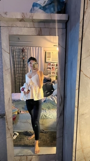 Kanika Mann feet photo thumbnail