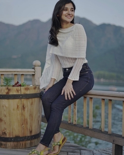 Kanika Mann feet photo thumbnail