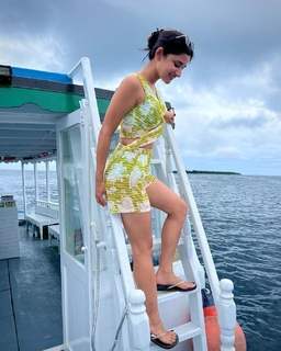 Kanika Mann feet photo thumbnail