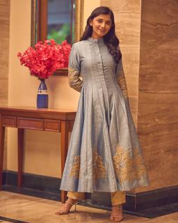 Kanika Mann feet photo thumbnail